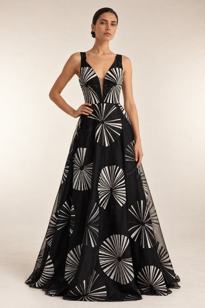 RADIATING SILK ORGANZA GOWN