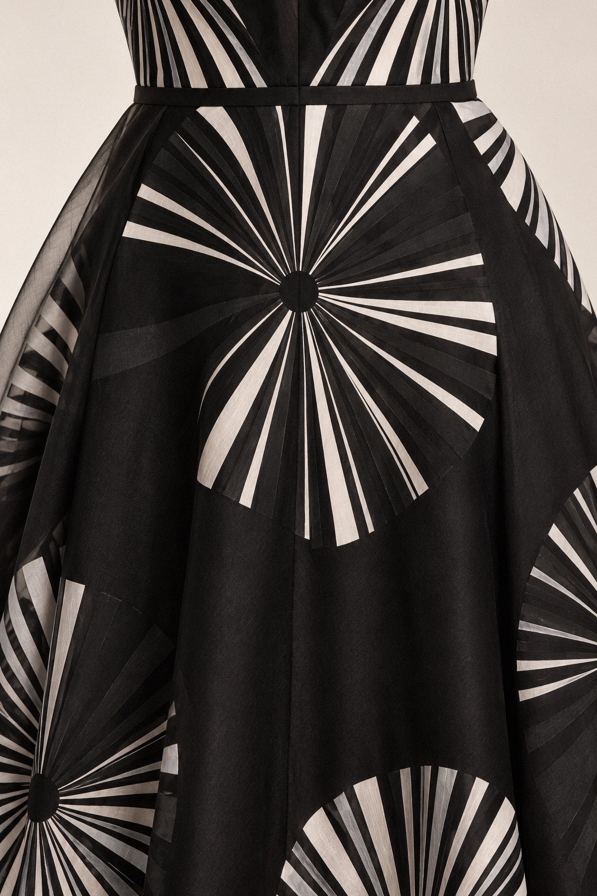 RADIATING SILK ORGANZA GOWN