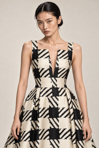 OVERSCALE HOUNDSTOOTH SILK GOWN