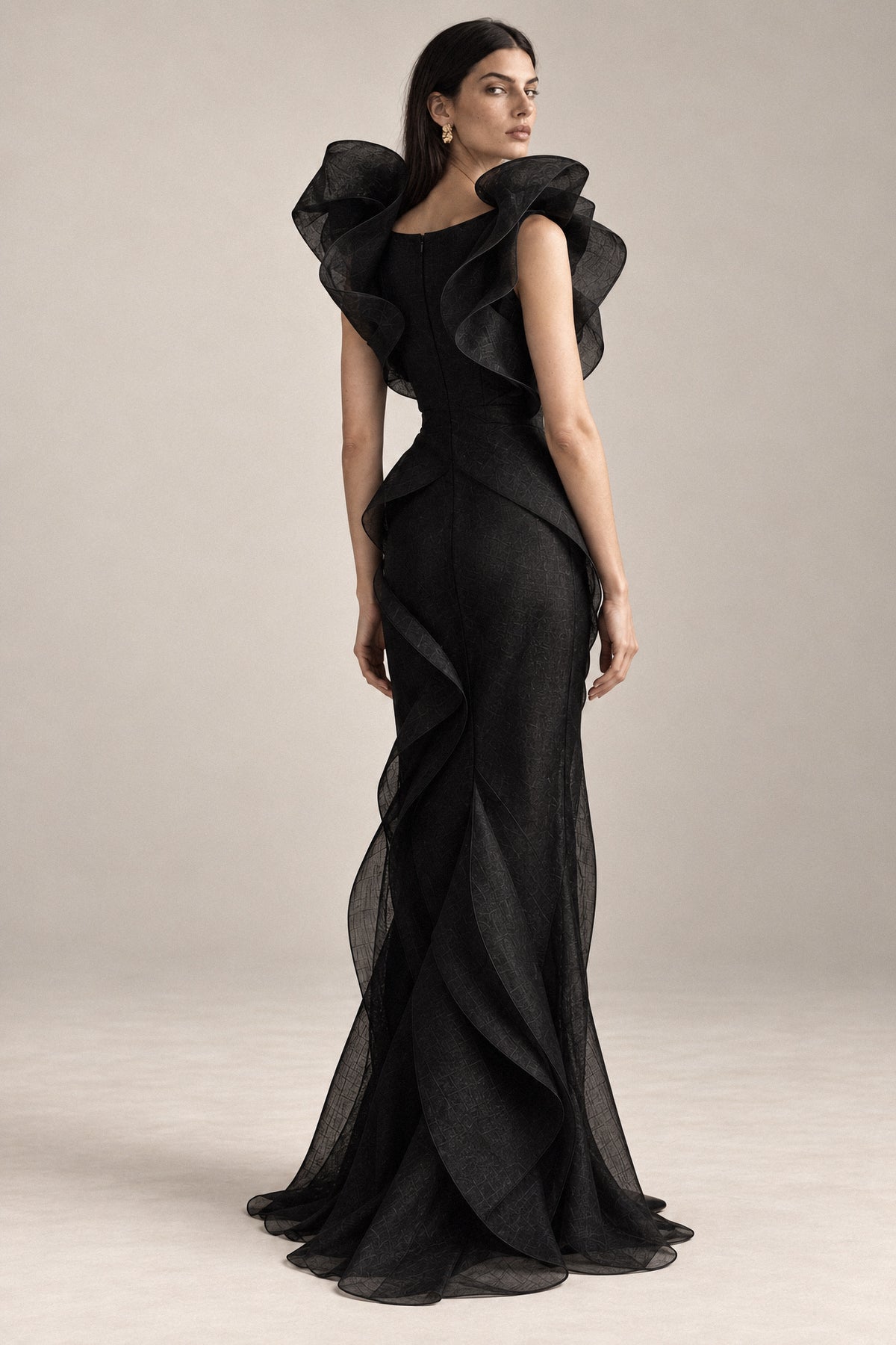 SCULPTED BLACK SILK ORGANZA GOWN