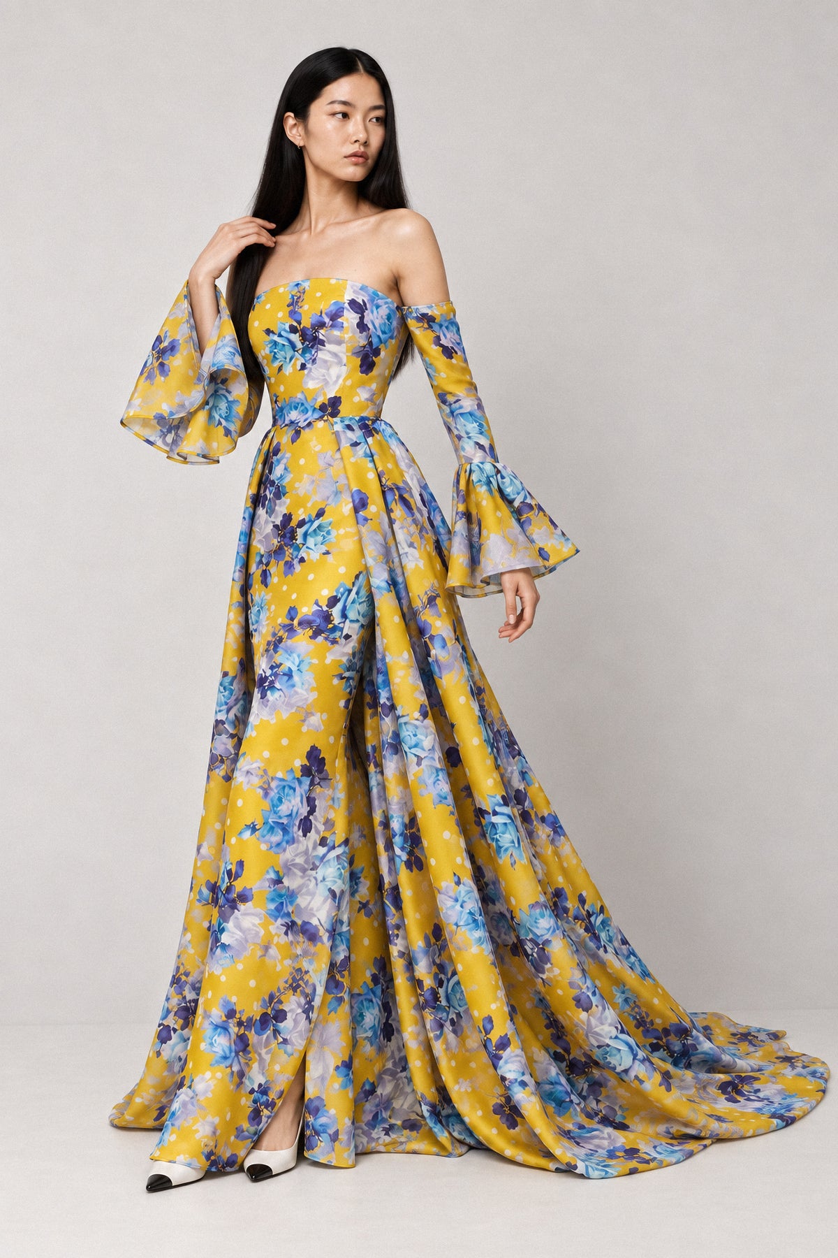 YELLOW FLORAL SILK GOWN WITH TRAIN